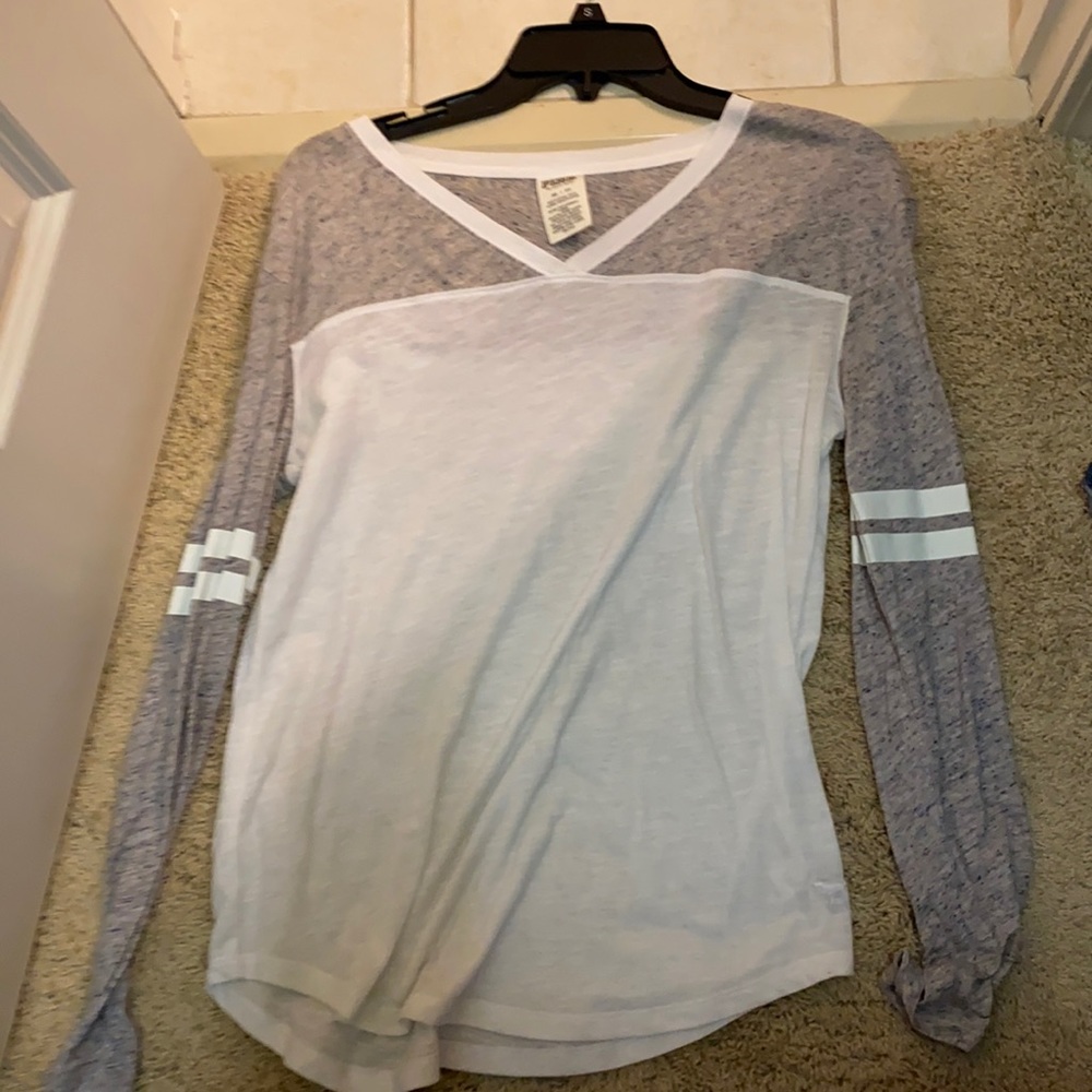 Victoria’s Secret PINK long sleeve tee